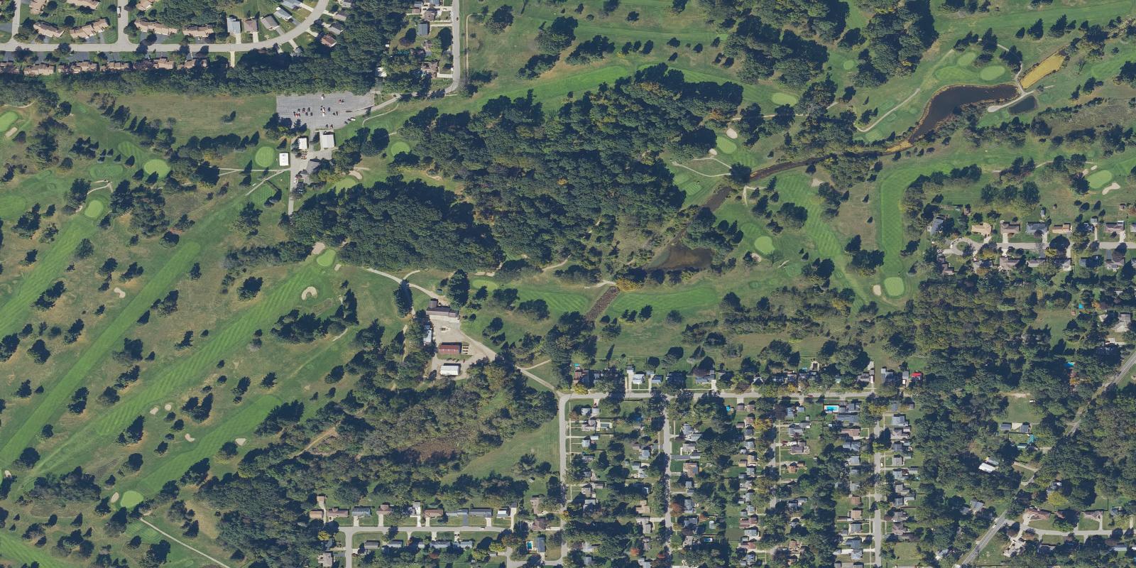 Satellite view of Cascades Golf Course