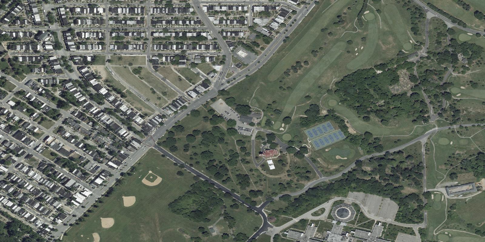 Satellite view of Clifton Park Golf Course