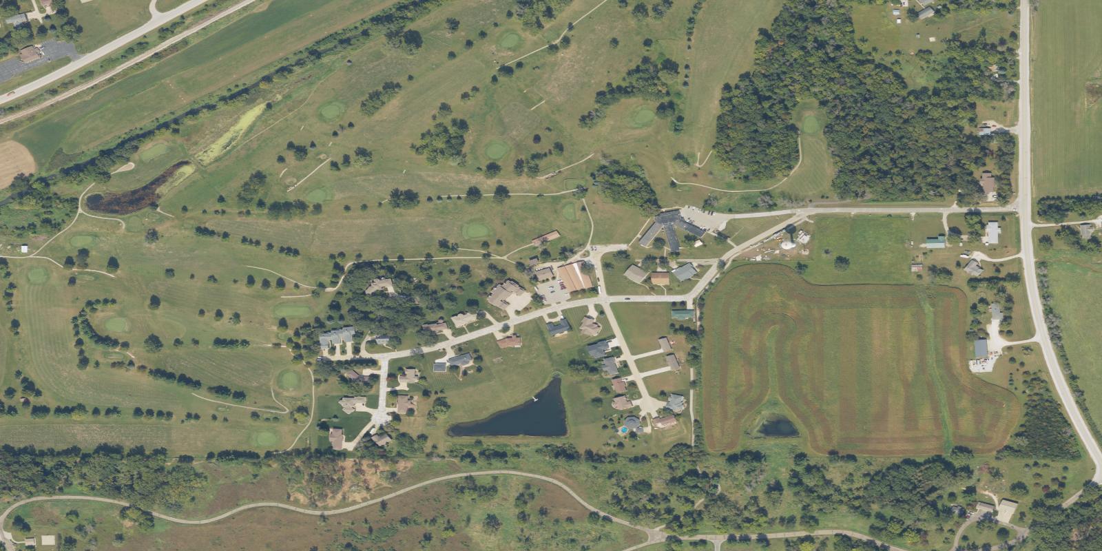 Satellite view of Crestwood Hills Golf Course