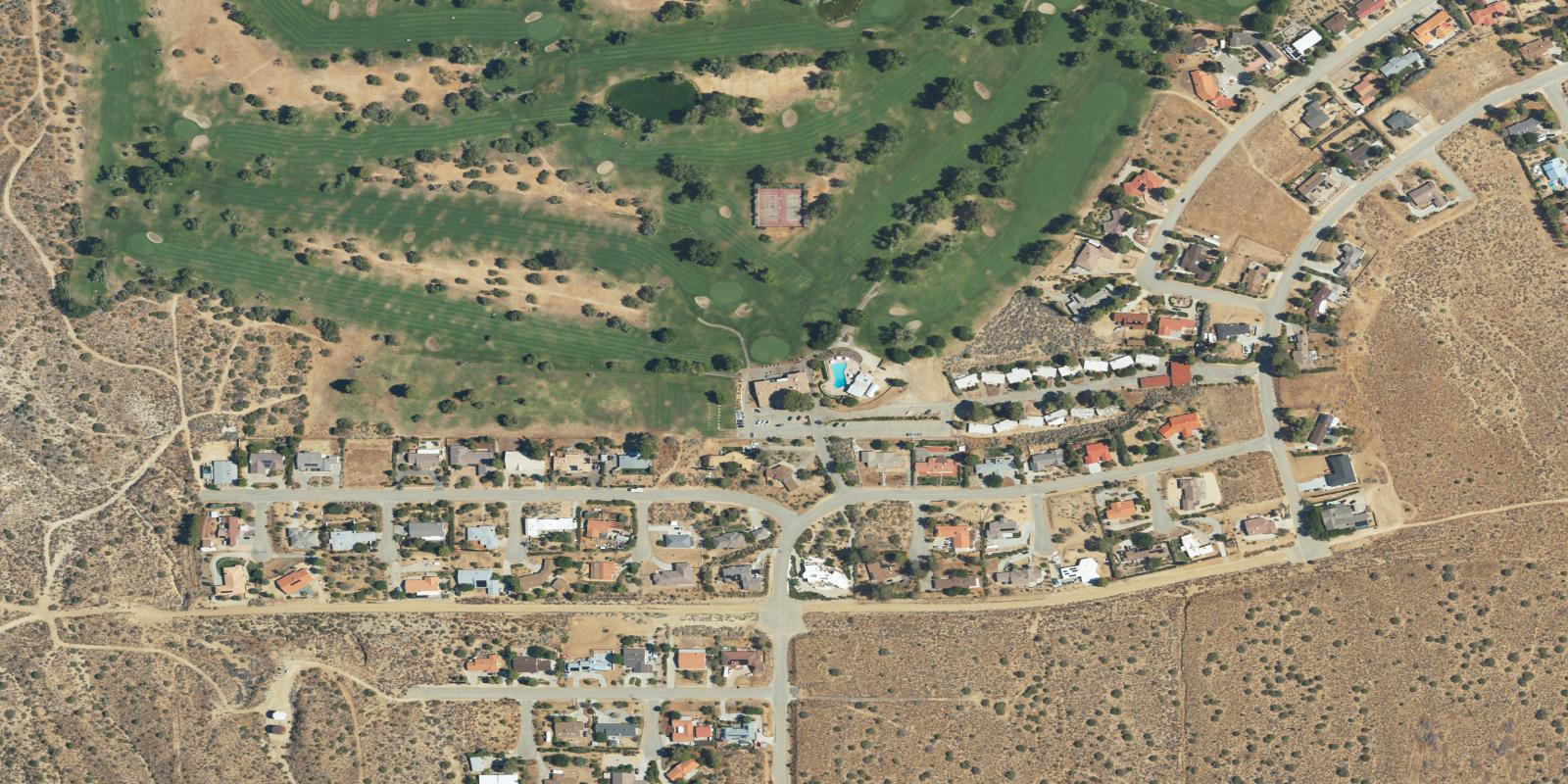 Satellite view of Crystalaire Country Club