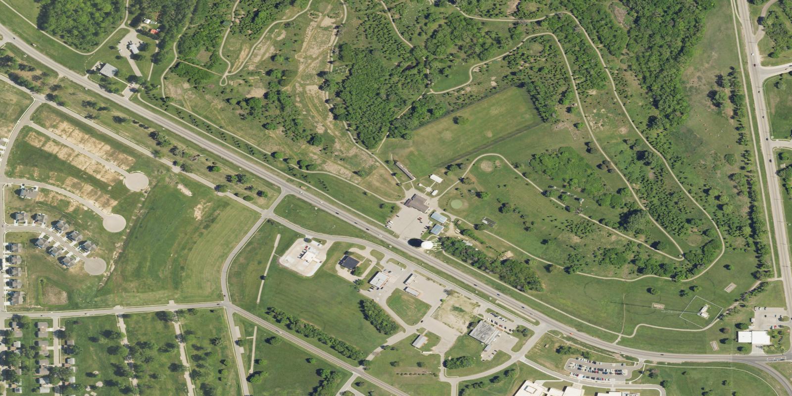 Satellite view of Custer Hill Golf Course
