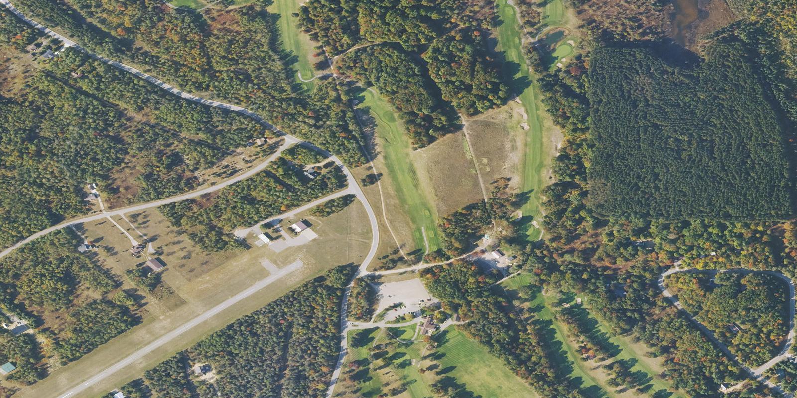 Satellite view of Deer Run Golf at Lakes of the North