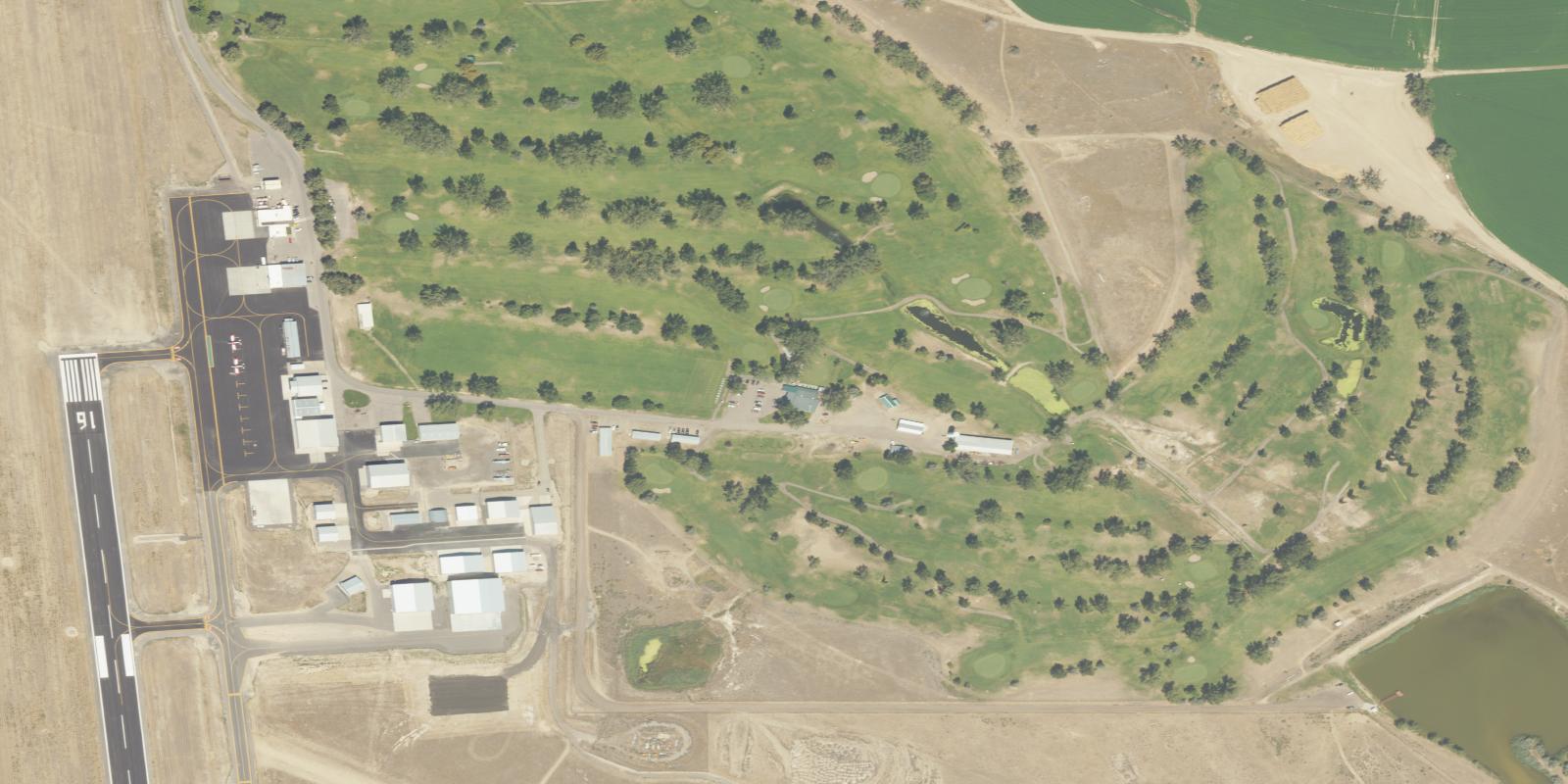Satellite view of Green Hills Golf Course