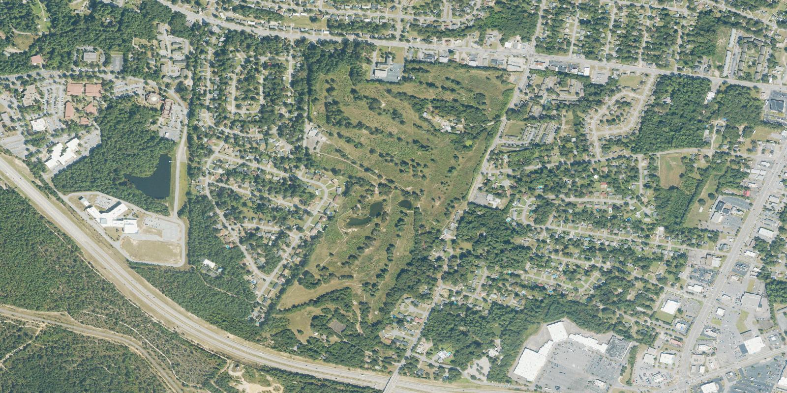 Satellite view of Green Meadows Golf Course