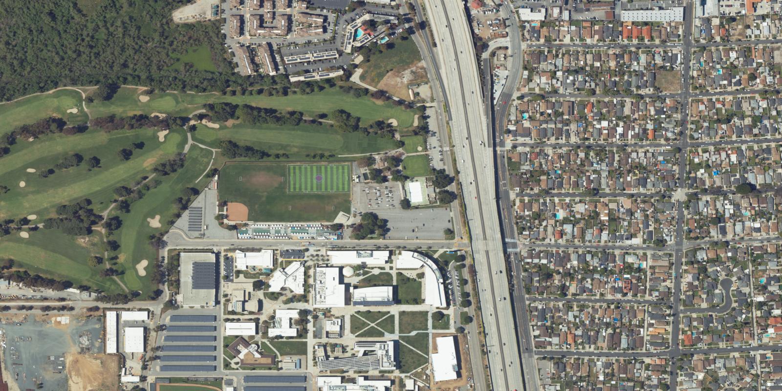 Satellite view of Harbor Park Golf Course