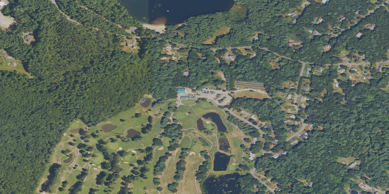 Satellite view of Lakeville Country Club