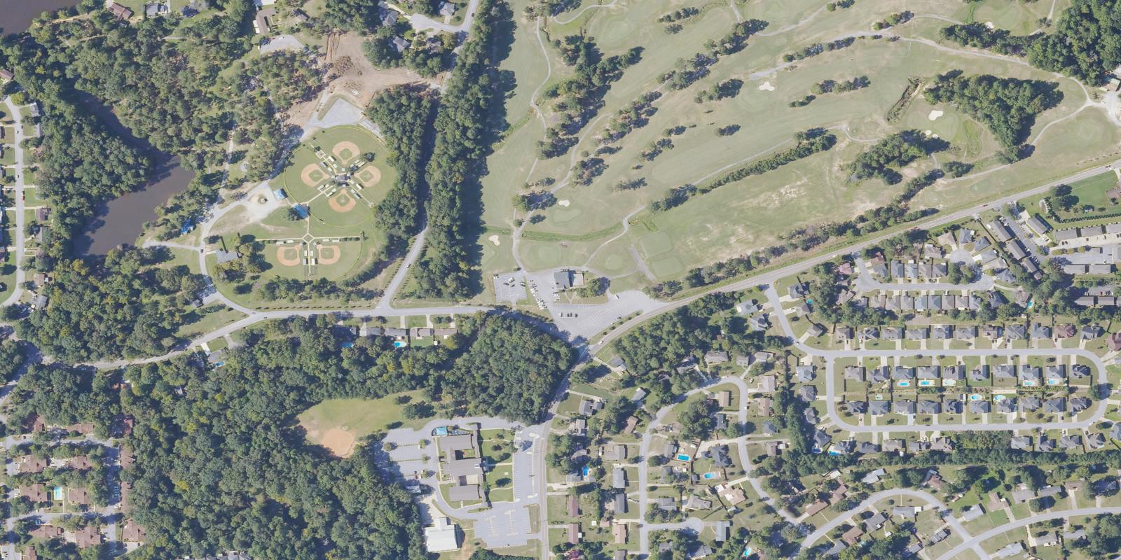 Satellite view of Lakewood Golf Course