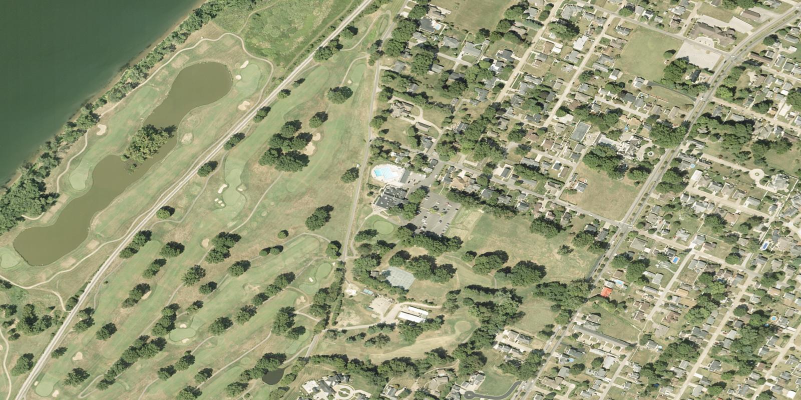 Satellite view of Parkersburg Country Club