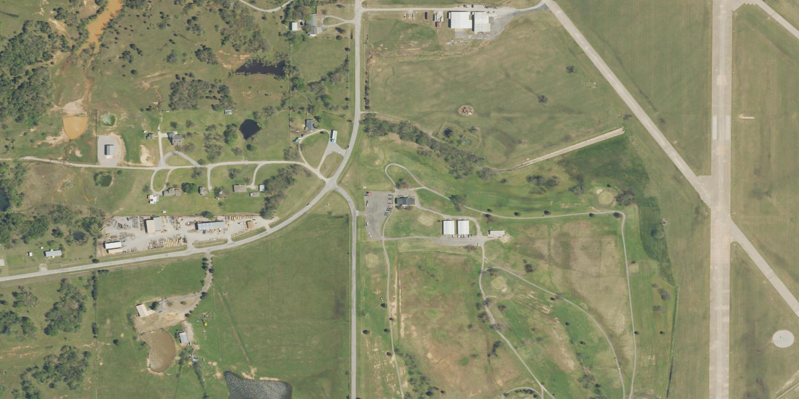Satellite view of Pauls Valley Golf Course