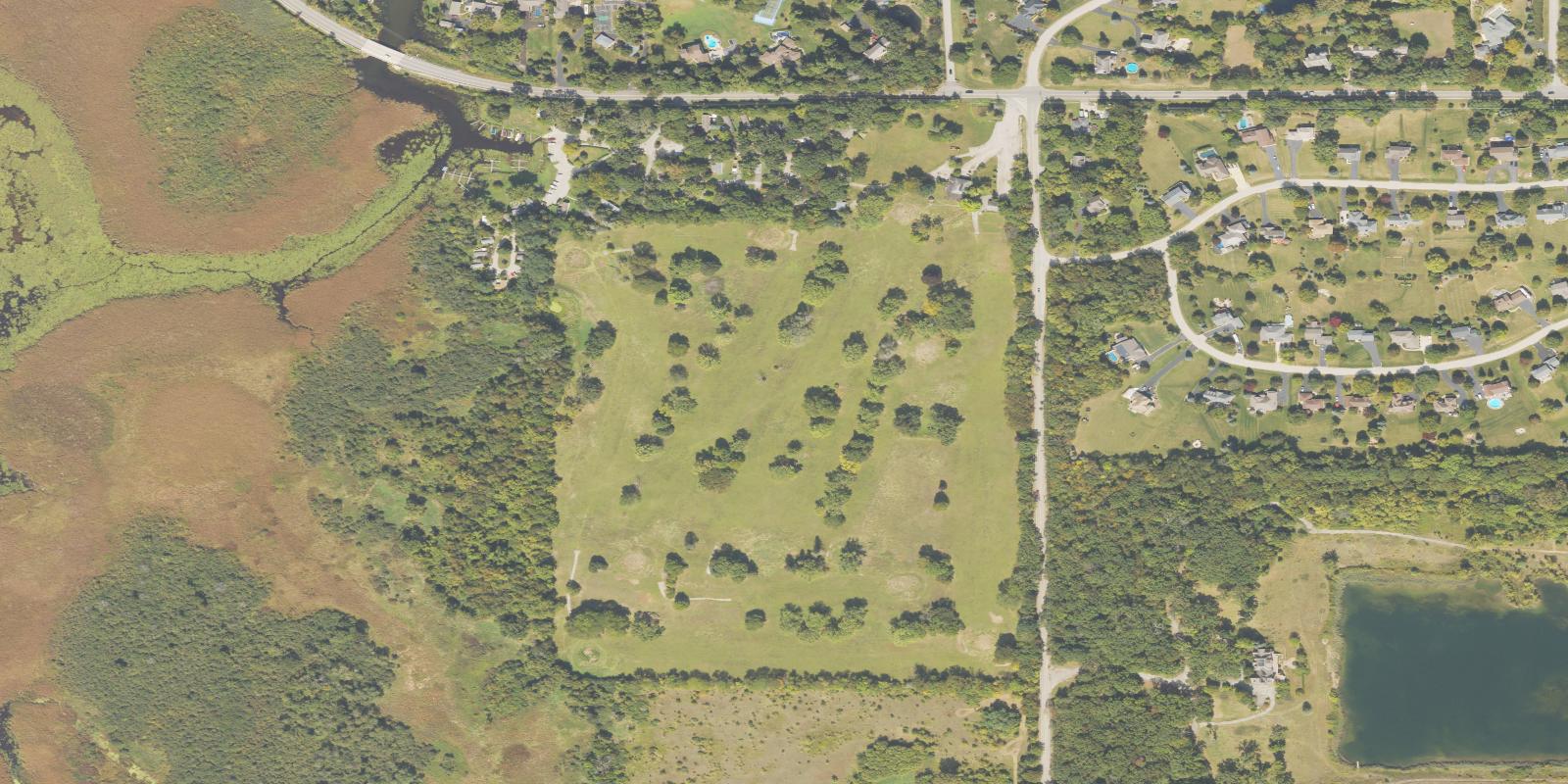 Satellite view of Pistakee Golf Course