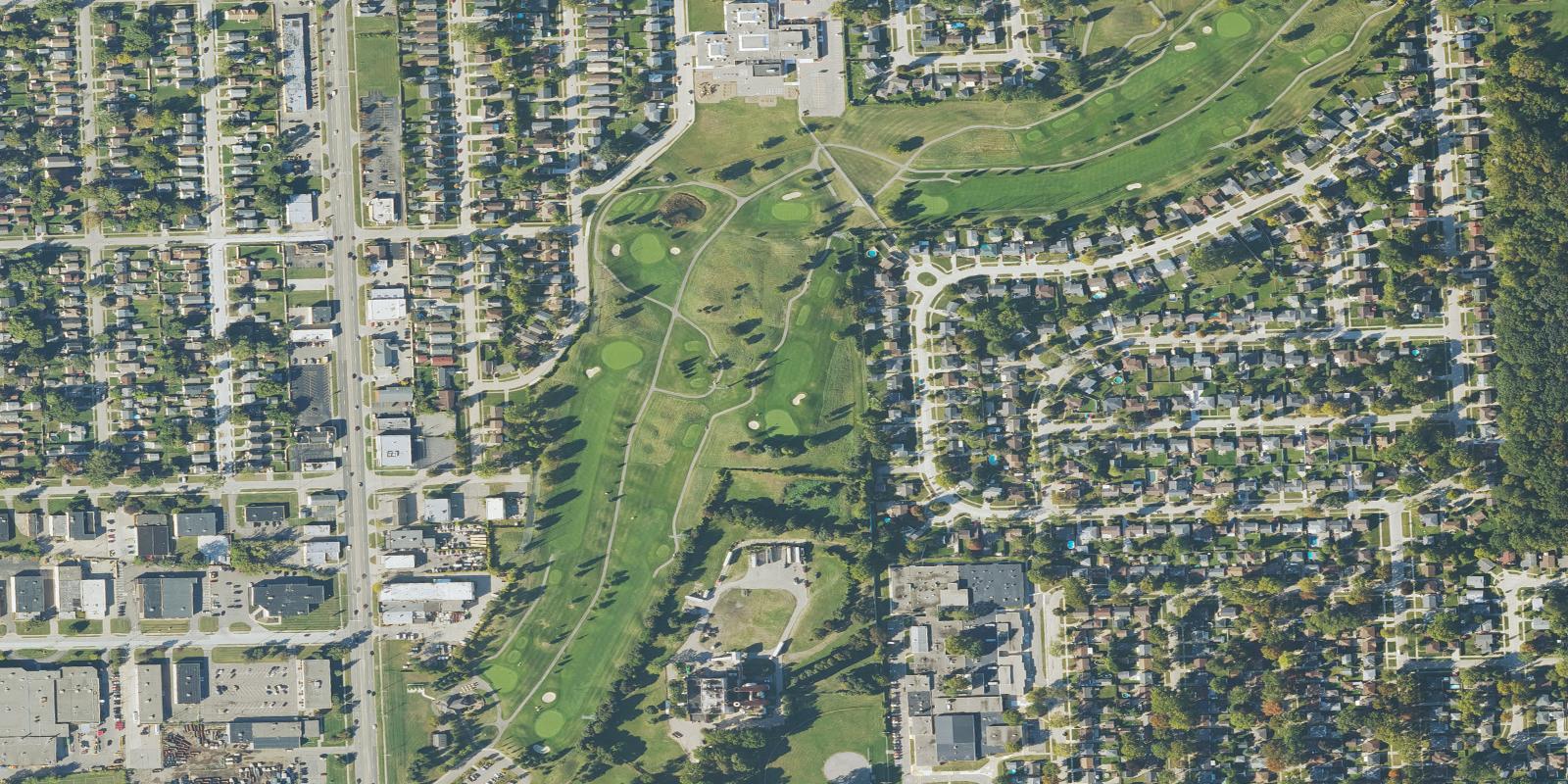 Satellite view of Red Oaks Golf Course
