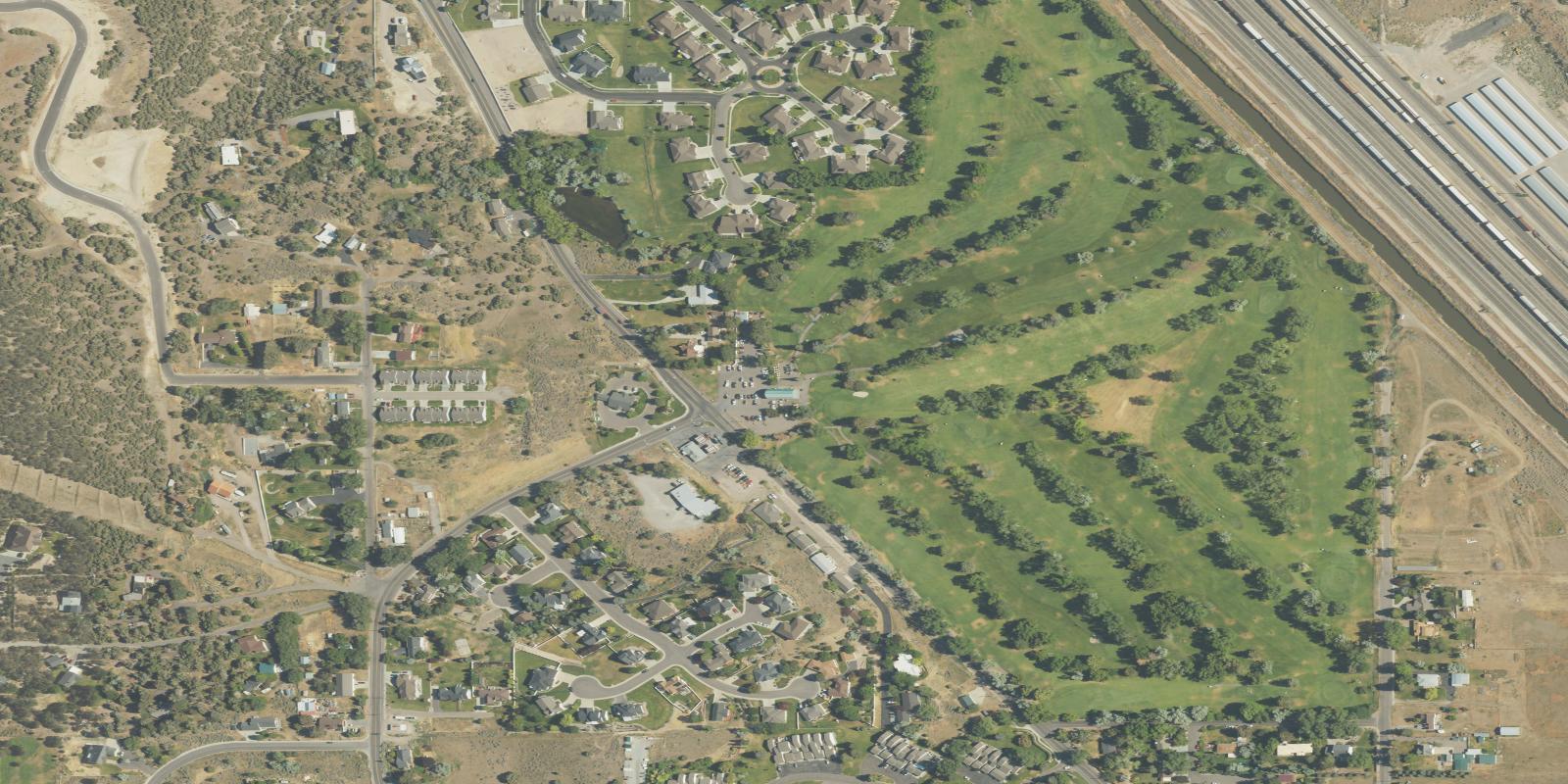 Satellite view of Riverside Golf Course