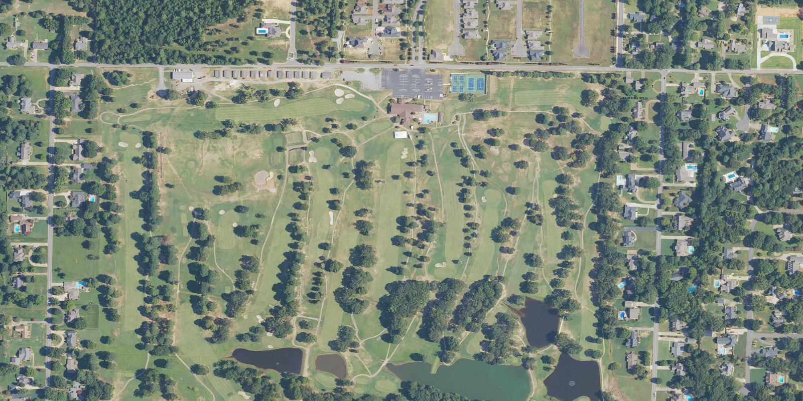 Satellite view of Searcy Country Club