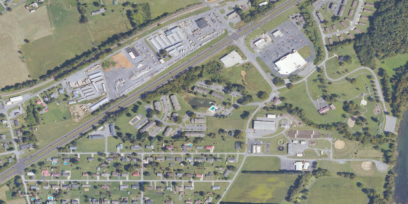 Satellite view of Silver Lake Golf Course