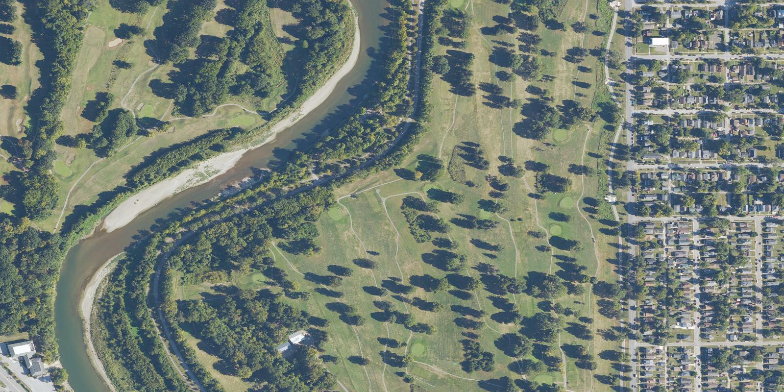 Satellite view of South Grove Golf Course