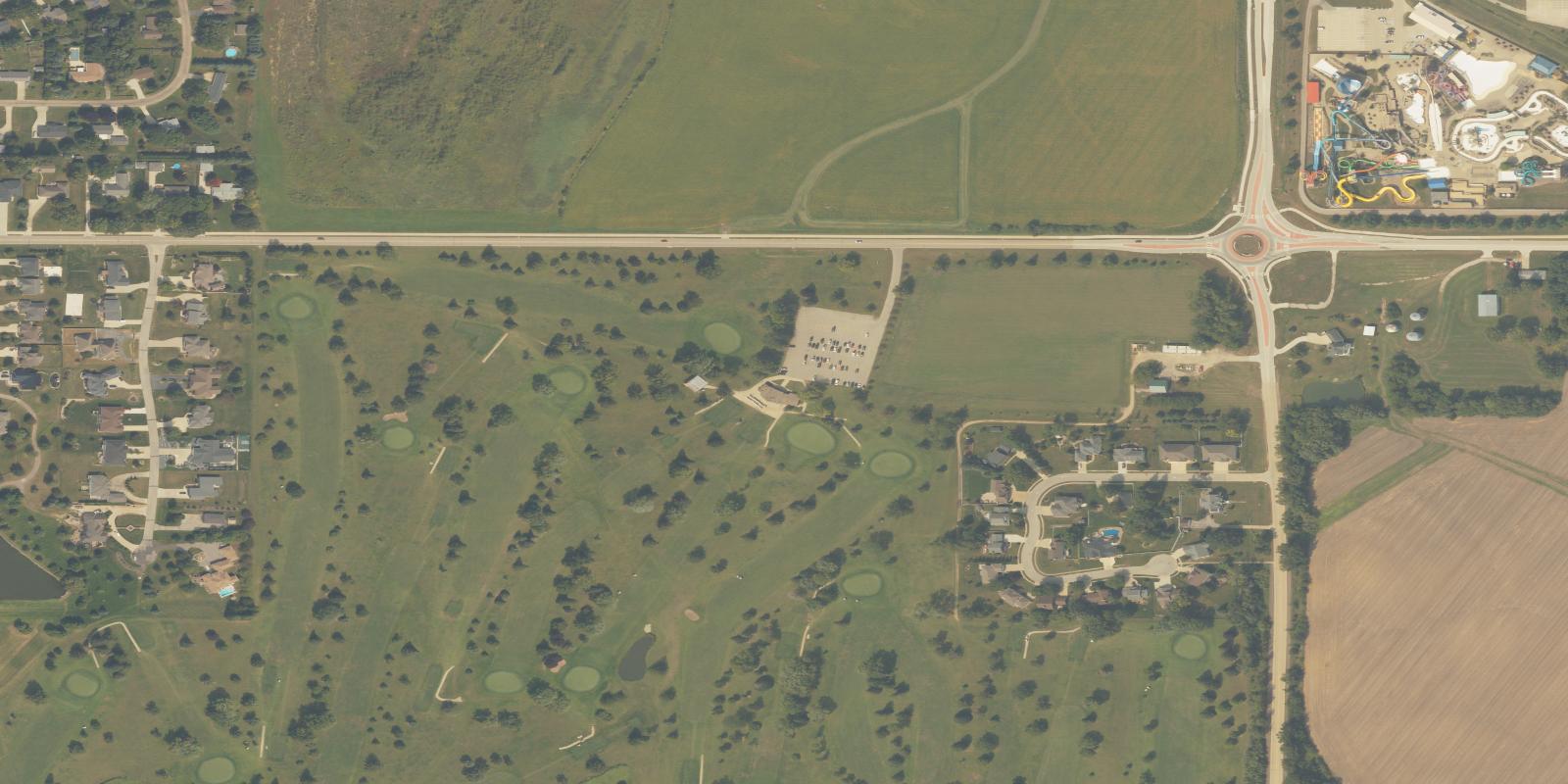 Satellite view of South Hills Golf Course