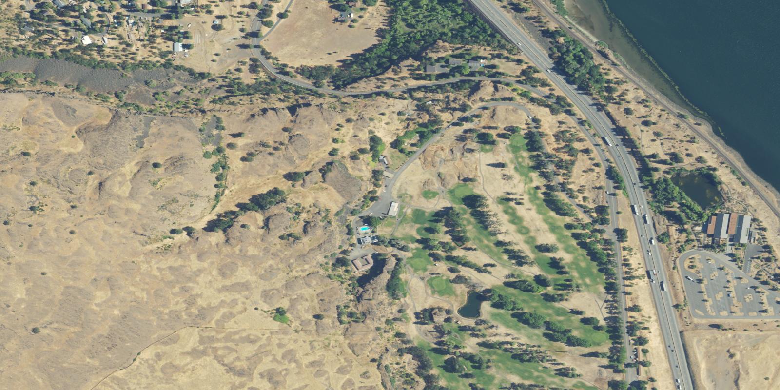 Satellite view of The Dalles Country Club