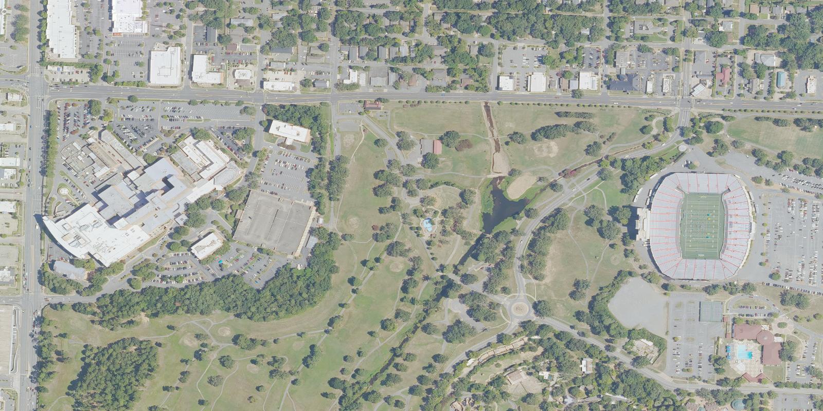 Satellite view of War Memorial Golf Course