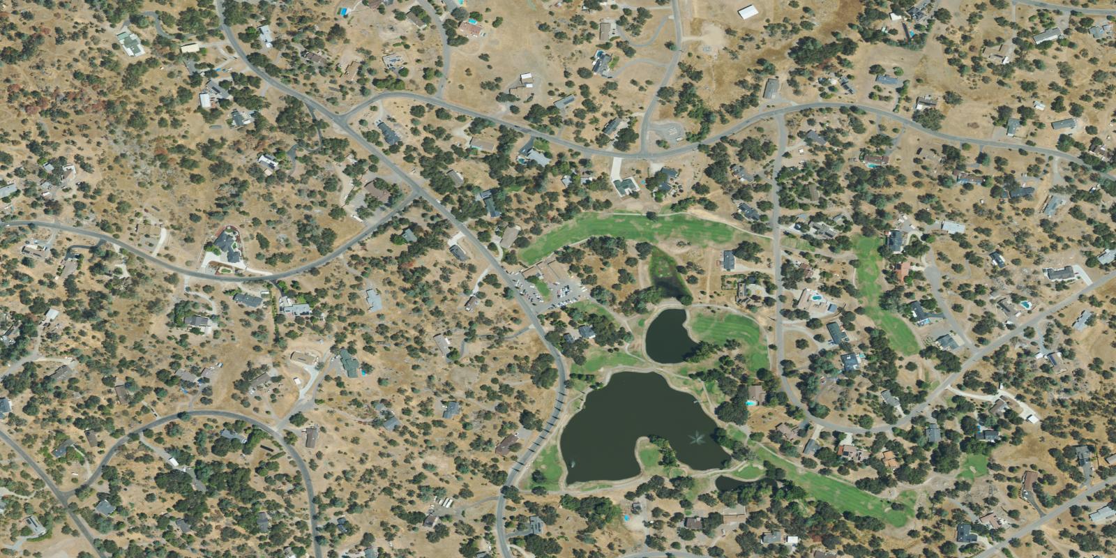 Satellite view of Yosemite Lakes Park Golf Course